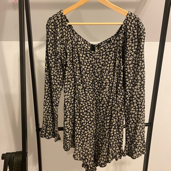 Motel rocks floral romper - Picture 1 of 4